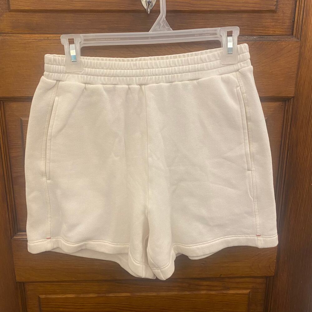 Xirena Women's Shorts Size XS Cream Shayne Short Off White Pink String